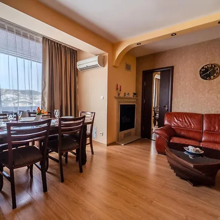 грация Veliko Tarnovo